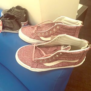 Young girls sparkle vans high tops. New!